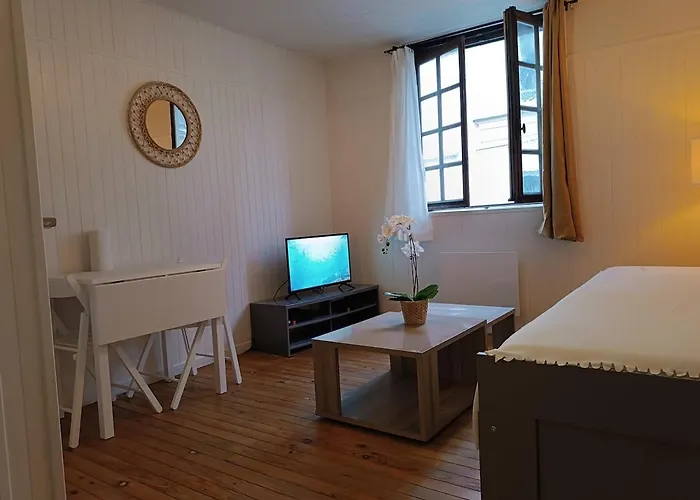 Hypercenter Apartment